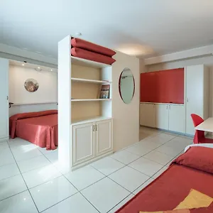 White Palace Cento (Emilia-Romagna)